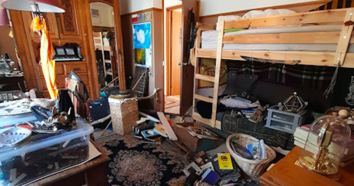 Hey Pandas, Post A Picture Of Your Room In Its Messiest State (Closed)