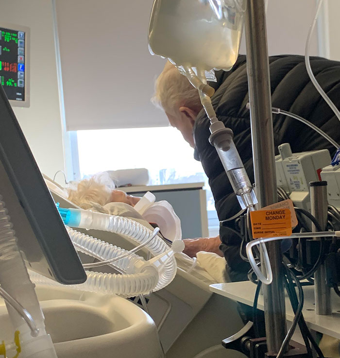 “She’s Been My Honey For 80 Years” - My 95-Year-Old Grandpa Talking About My Very Sick Grandma In ICU