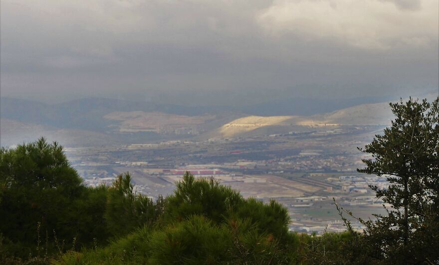 I Explored Poikilo Mountain In Attica Greece (17 Pics)