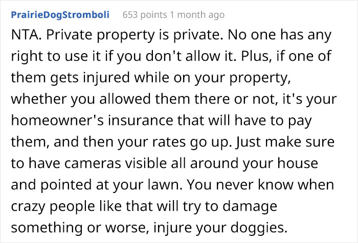 Guy Moves Into A New House, His Neighbor Demands That He Keep His Dogs Inside So Her Children Can Play On His Lawn Guy Moves Into A New House, His Neighbor Demands That He Keep His Dogs Inside So Her Children Can Play On His Lawn
