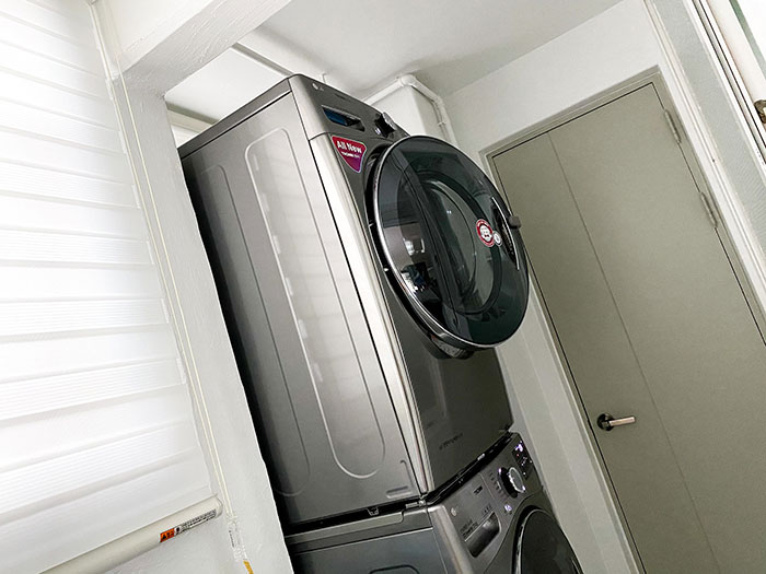 Men Share 'What Did You Not Know Or Realize Until After Living With A Woman?': And Here're 40 Of The Top Answers