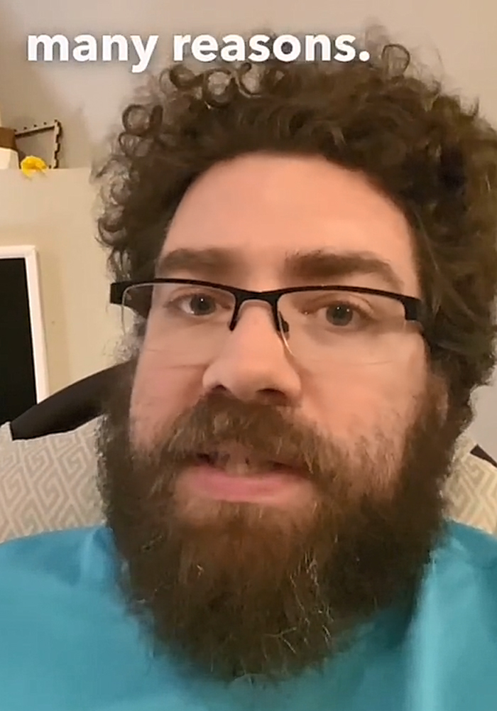 'We Legit Buy Boy Pants For Our Daughter': Man Shares How He Realized Girls' Over-Sexualization Begins With Clothes 'We Legit Buy Boy Pants For Our Daughter': Man Shares How He Realized Girls' Over-Sexualization Begins With Clothes