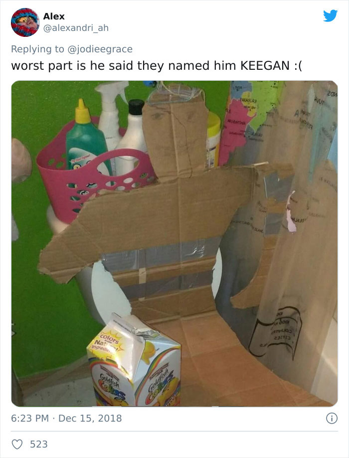 Weirdest-Thing-Boyfriend-Bathroom-Toilet-Twitter