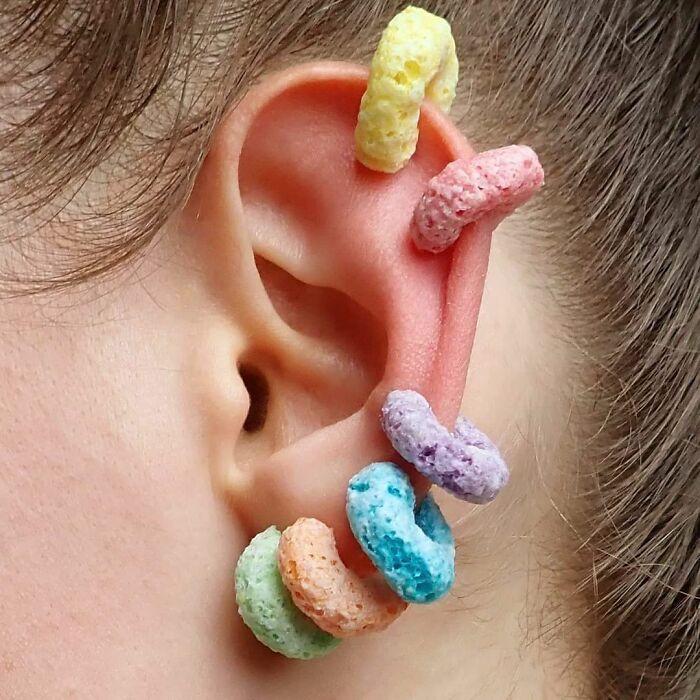 Everyday-Objects-Fashion-Accessories-Artist-Gab-Bois