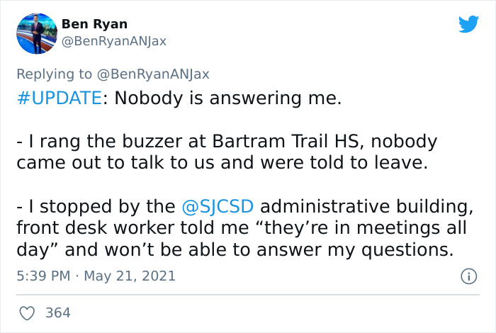 High School Photoshops Out All Traces Of Cleavage In The Yearbook Pics Of 80 Girls And Parents Are Not Happy High School Photoshops Out All Traces Of Cleavage In The Yearbook Pics Of 80 Girls And Parents Are Not Happy