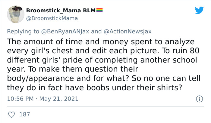 High School Photoshops Out All Traces Of Cleavage In The Yearbook Pics Of 80 Girls And Parents Are Not Happy High School Photoshops Out All Traces Of Cleavage In The Yearbook Pics Of 80 Girls And Parents Are Not Happy