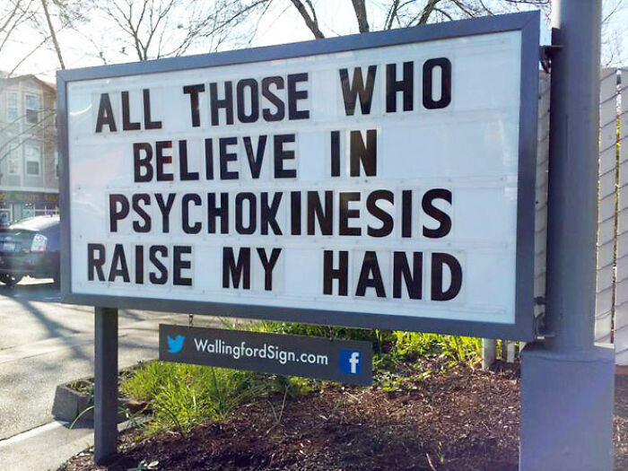 Funny-Gas-Station-Sign