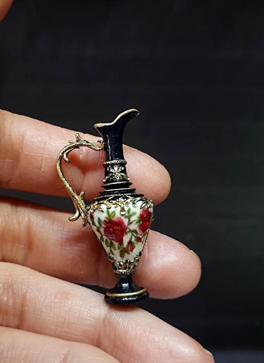 Floor Vase-Jug With Hand-Painted