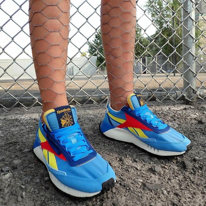 Everyday-Objects-Fashion-Accessories-Artist-Gab-Bois