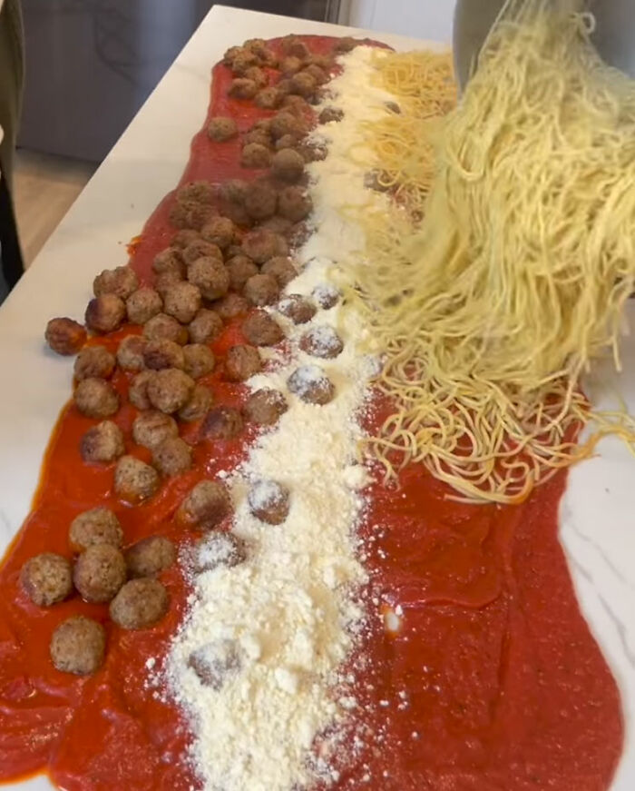 The Internet Is Going Bonkers For This Video In Which A Woman Shares Her “Ultimate Spaghetti Trick”