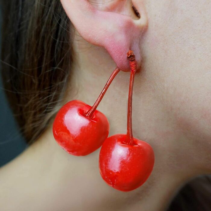 Everyday-Objects-Fashion-Accessories-Artist-Gab-Bois