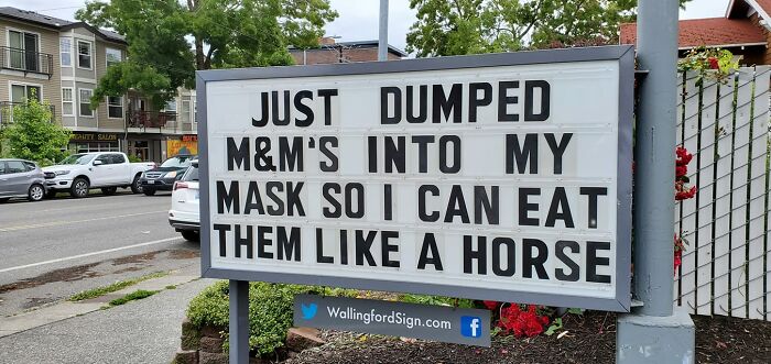 Funny-Gas-Station-Sign