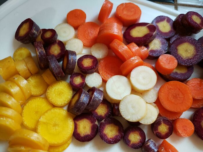 The Sheer Number Of Colors That My Carrots Came In