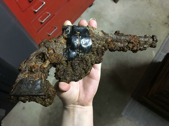 Just Bought My Very First Metal Detector Today! Found This Buried Next To A Creek. Was Not Expecting This