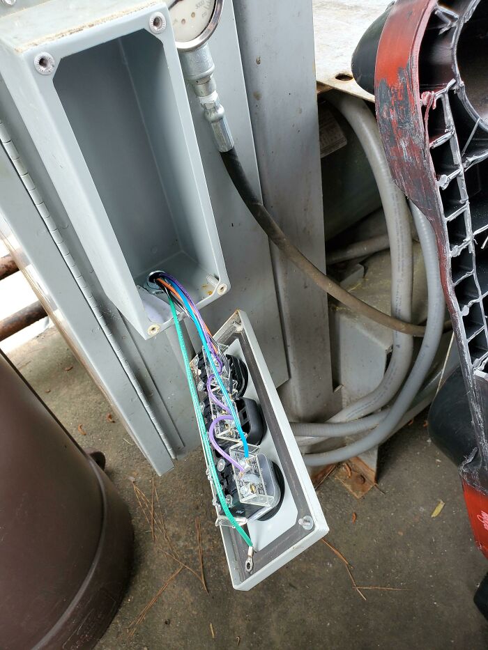 Someone Broke The Key For Our Compactor And This Is How The Manager Fixed It. Just Touch The Purple Wire To The Blue To Turn It On