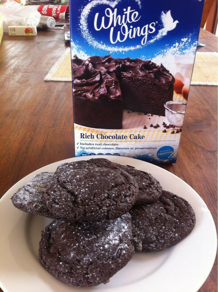 You Can Add 2 Eggs And 1/2 A Cup Of Oil To Turn Any Cake Mix Into Cookie Dough