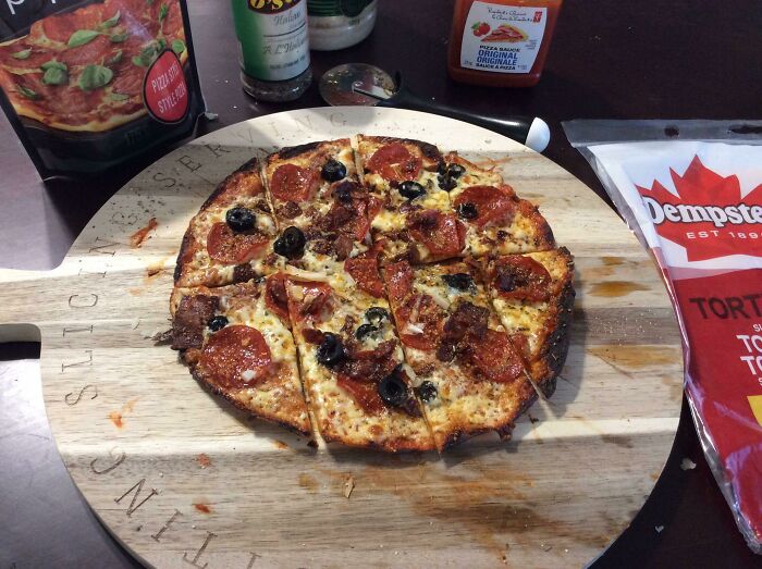 Quick And Easy Tortilla Pizzas On A Work Night. 6 Minutes In The Toaster Oven