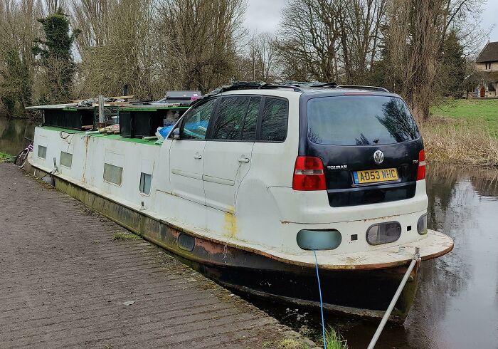 House Boat Car