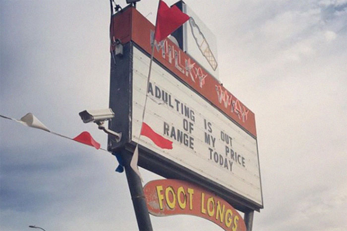 Ice-Cream-Shop-Signs-Milkyway