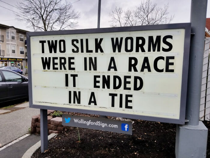 Funny-Gas-Station-Sign