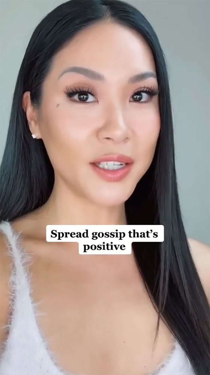 Woman Shares 5 Things People Do That Instantly Make Them Less Likeable, And Almost Everyone Is Guilty Of Them