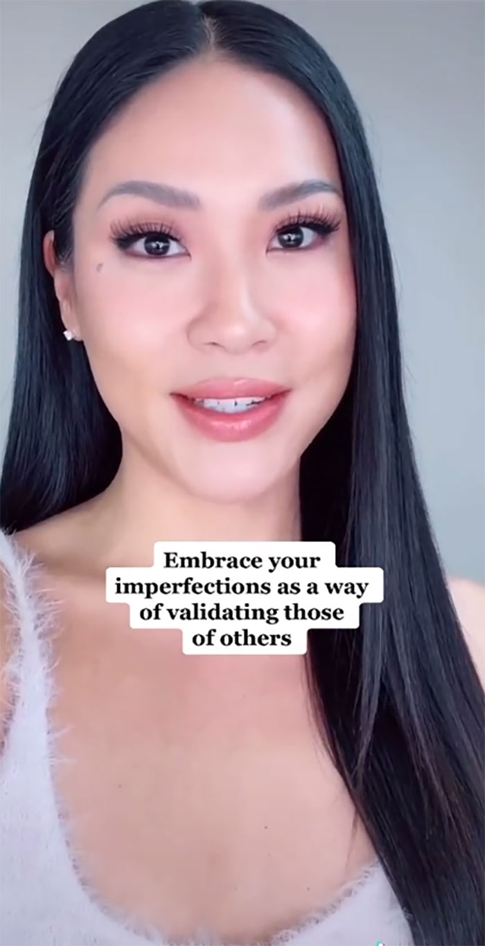 Woman Shares 5 Things People Do That Instantly Make Them Less Likeable, And Almost Everyone Is Guilty Of Them