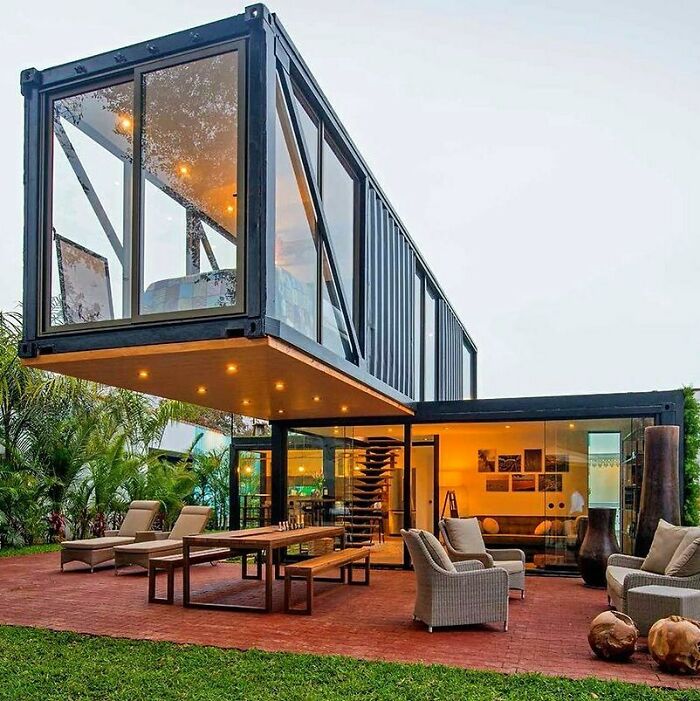 Houses-From-Recycled-Shipping-Containers