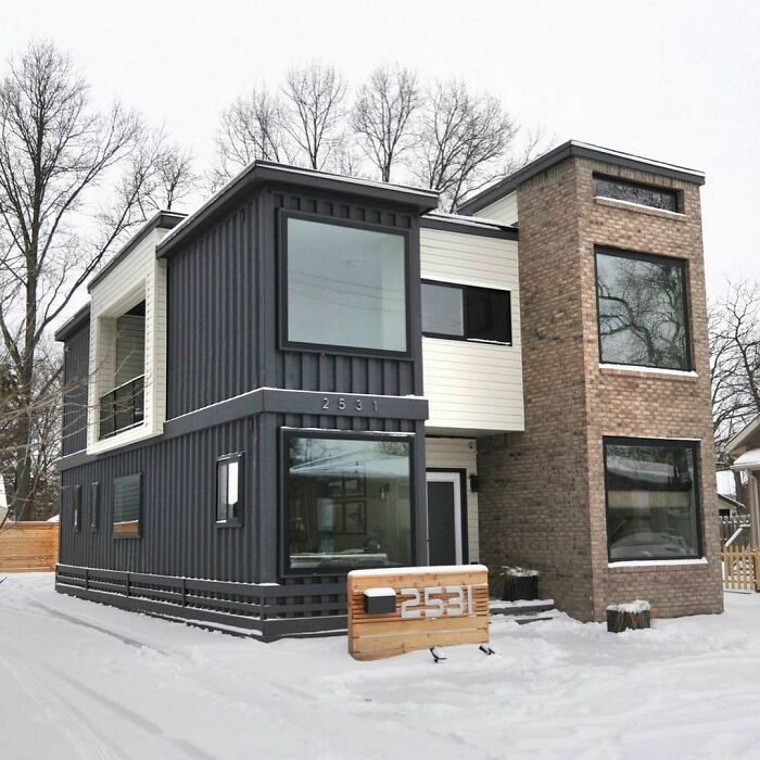 Houses-From-Recycled-Shipping-Containers