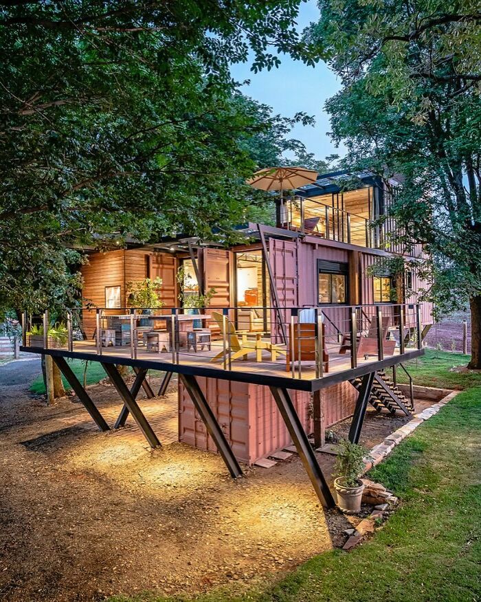 Houses-From-Recycled-Shipping-Containers
