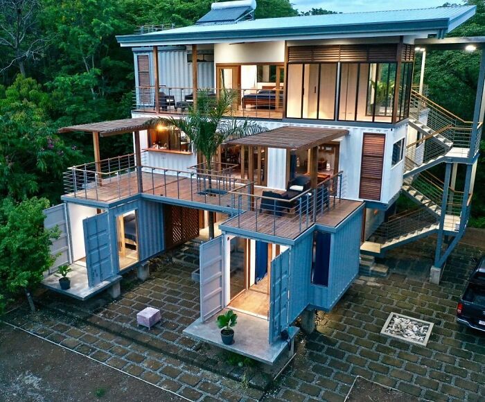 Houses-From-Recycled-Shipping-Containers