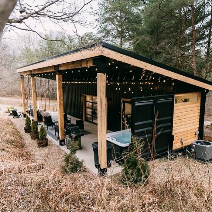 Houses-From-Recycled-Shipping-Containers