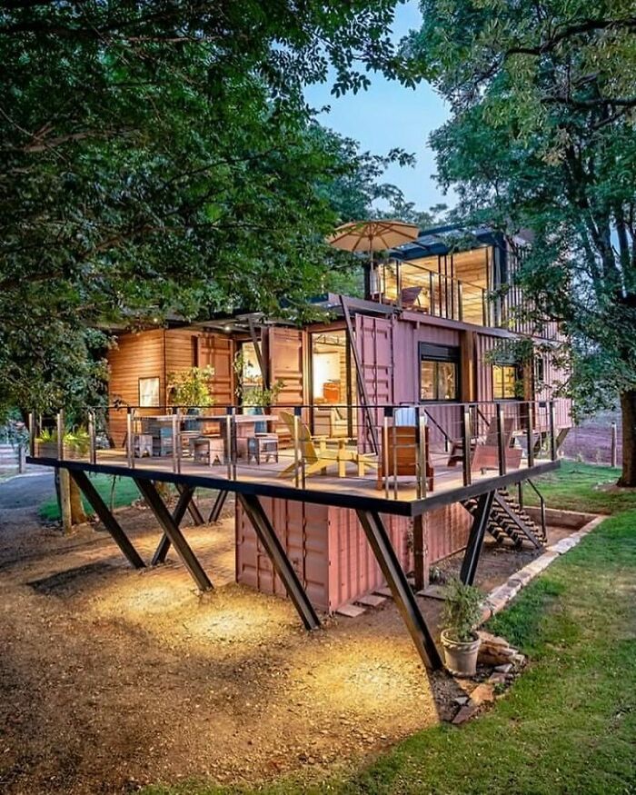 Houses-From-Recycled-Shipping-Containers