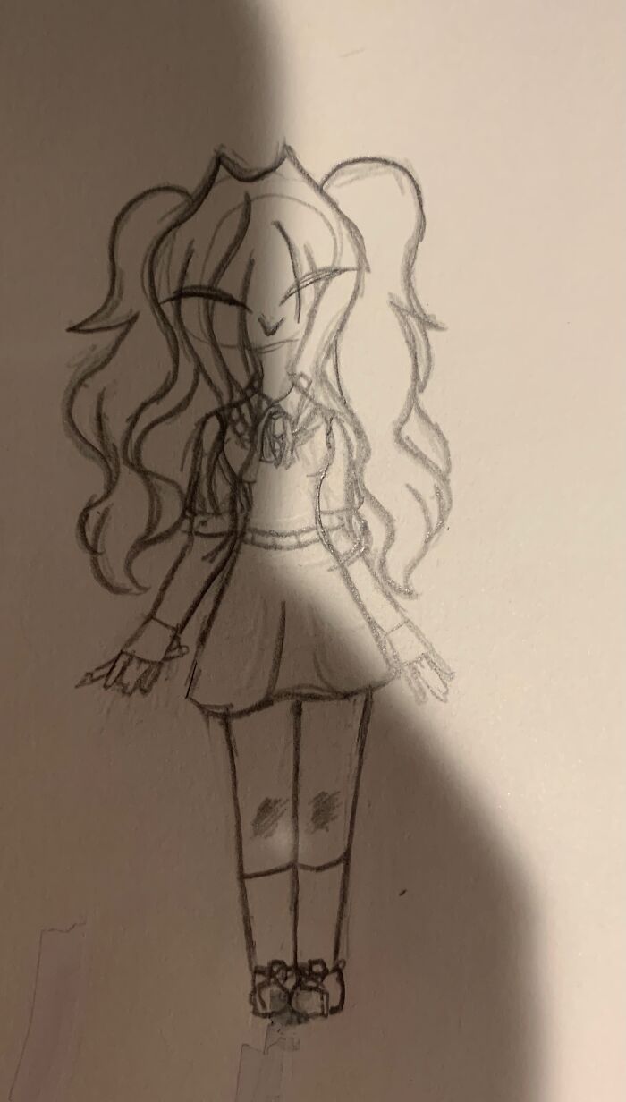 Her Name Is Flower. Uses She/They Pronouns. :)