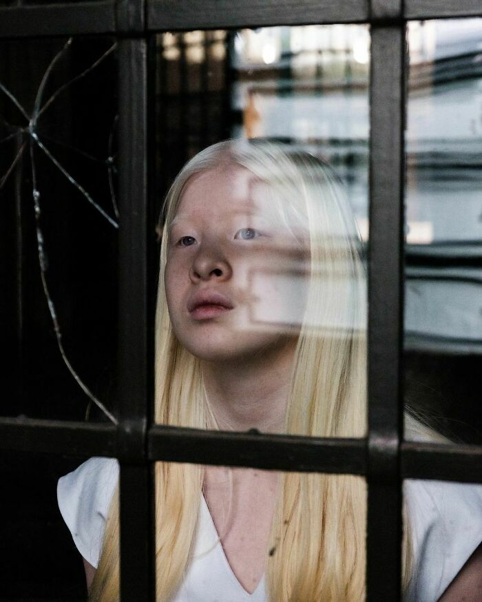 Xueli-Abbing-Chinese-Albino-Fashion-Model-Xueli-A