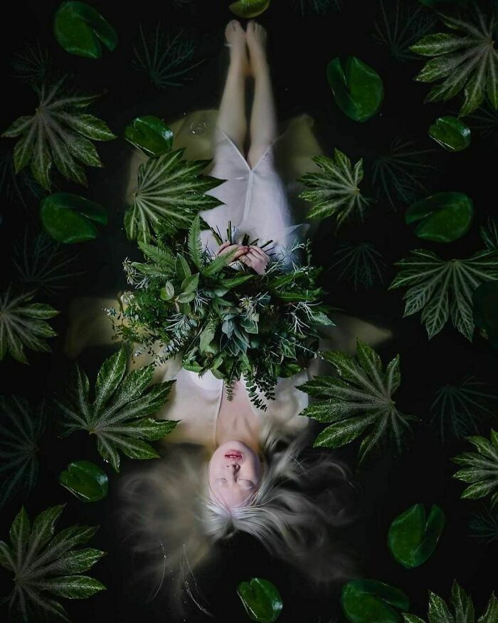 Xueli-Abbing-Chinese-Albino-Fashion-Model-Xueli-A