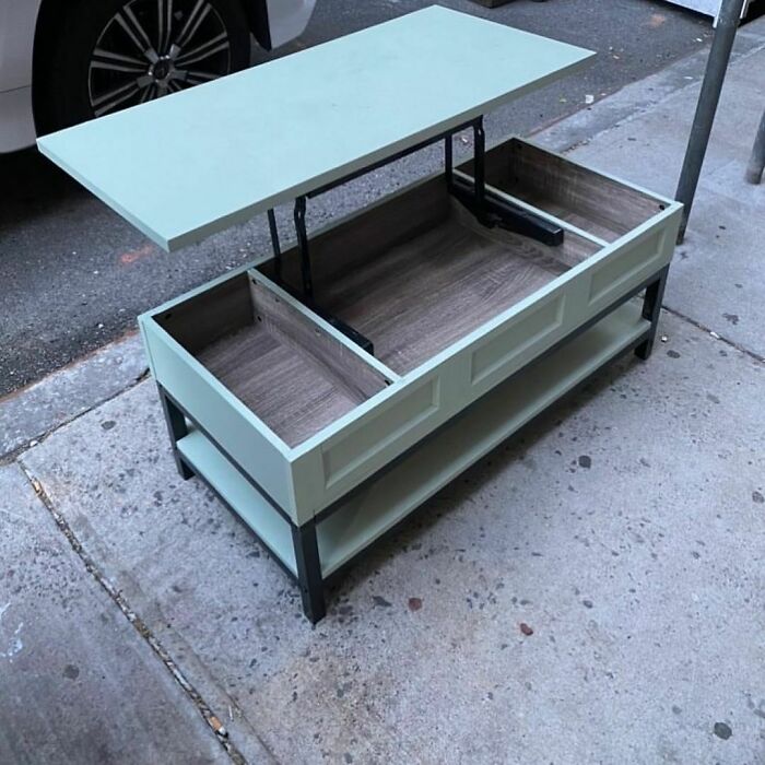 Holy S**t Balls. Hurrrrrry. At W 17th And 7th!