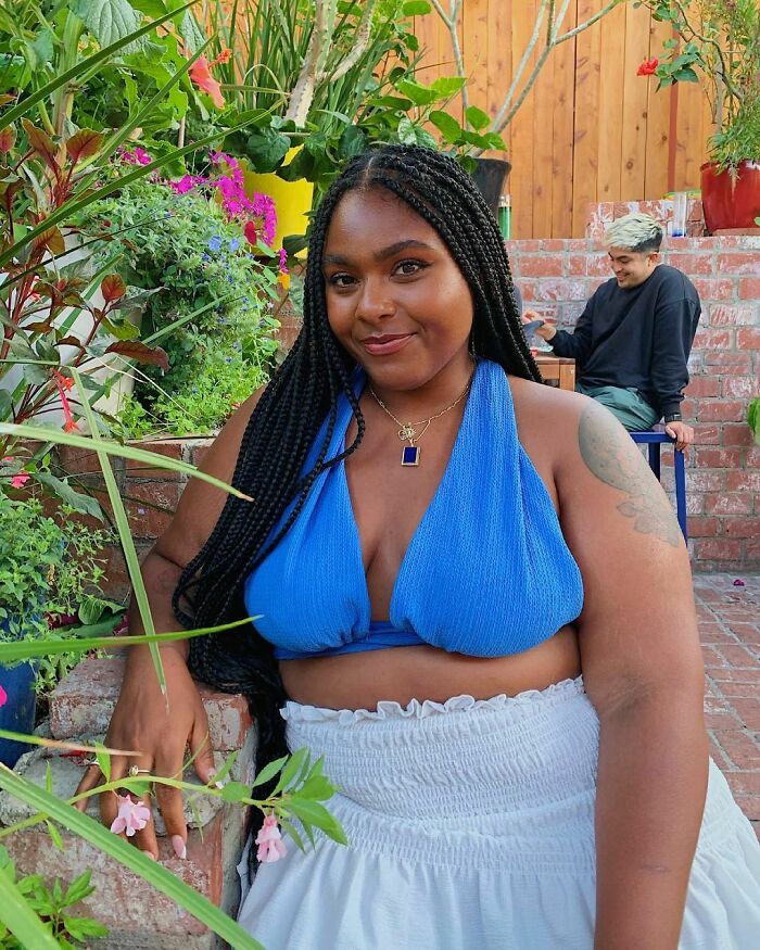 After Losing 100lbs, This Curve Model Shares Her Experience Related To Body Shaming After Losing 100lbs, This Curve Model Shares Her Experience Related To Body Shaming