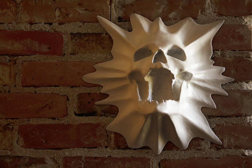 My DIY Cardboard Skull Moodlight