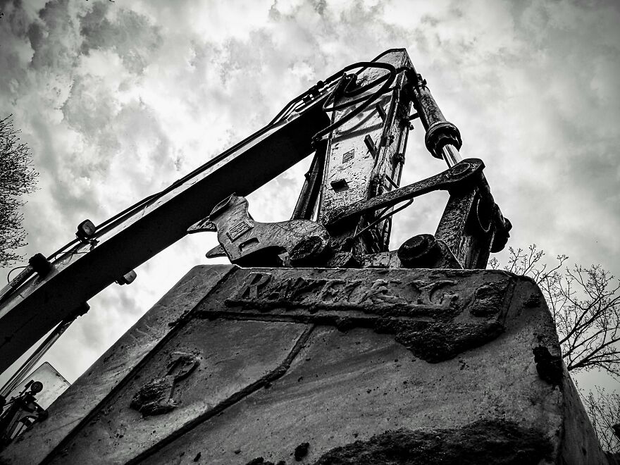 I Took Pictures Of My Dad's Excavator During A Break When He Was Digging A Basement I Took Pictures Of My Dad's Excavator During A Break When He Was Digging A Basement