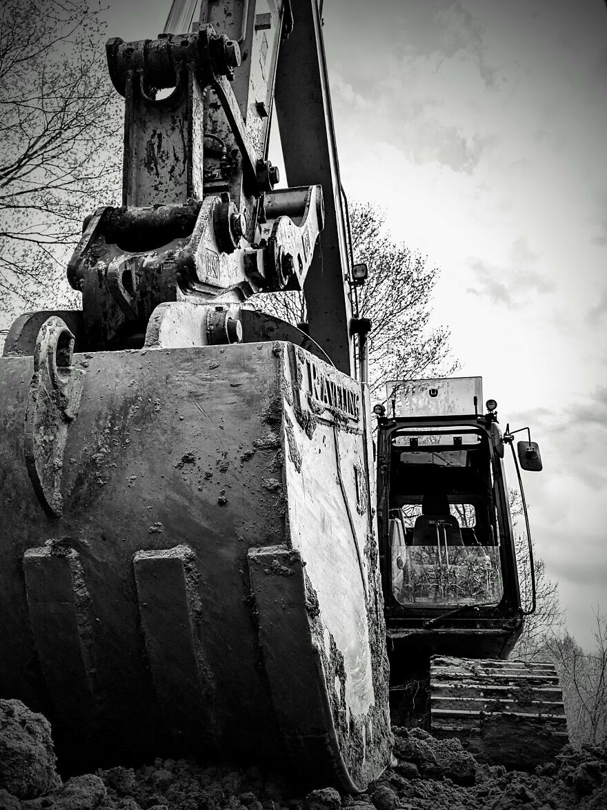 I Took Pictures Of My Dad's Excavator During A Break When He Was Digging A Basement I Took Pictures Of My Dad's Excavator During A Break When He Was Digging A Basement