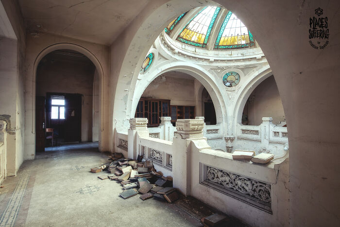 I Entered An Abandoned Food Chemistry Institute Illegally To Take Pictures (30 Pisc)