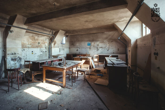 I Entered An Abandoned Food Chemistry Institute Illegally To Take Pictures (30 Pisc)