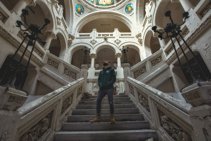 I Entered An Abandoned Food Chemistry Institute Illegally To Take Pictures (30 Pisc)