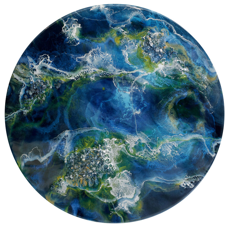 I Made An Ocean Of Resin!