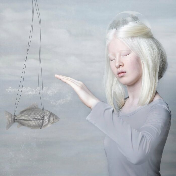 Xueli-Abbing-Chinese-Albino-Fashion-Model-Xueli-A