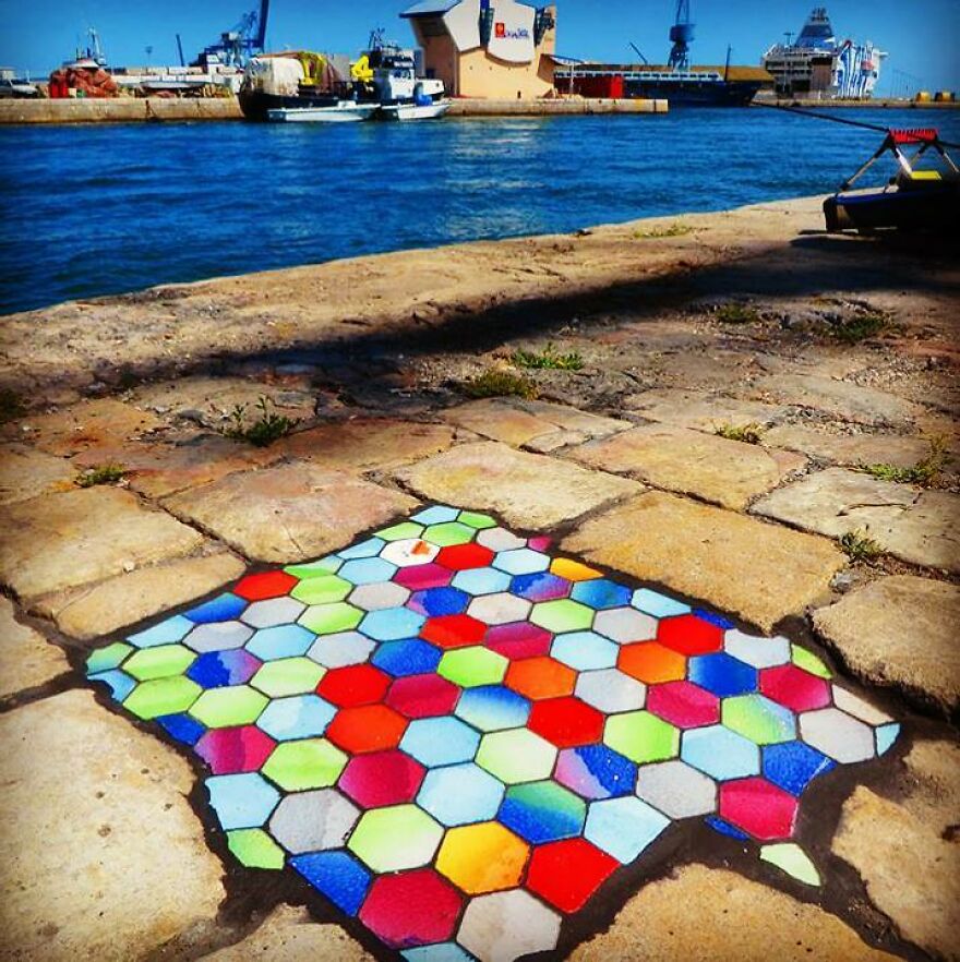 Meet Ememem, The Floor Surgeon