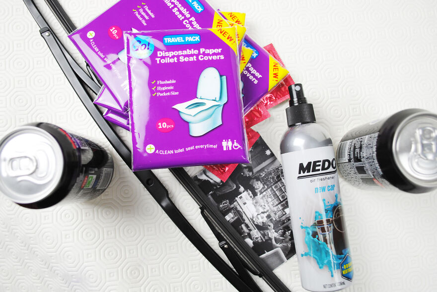 We Made An Iconic Friends Gift Hamper