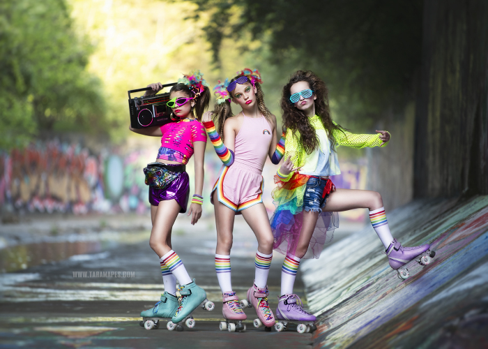 I Created An ’80s Roller Skating Shoot To Relive My Childhood (19 Pics)