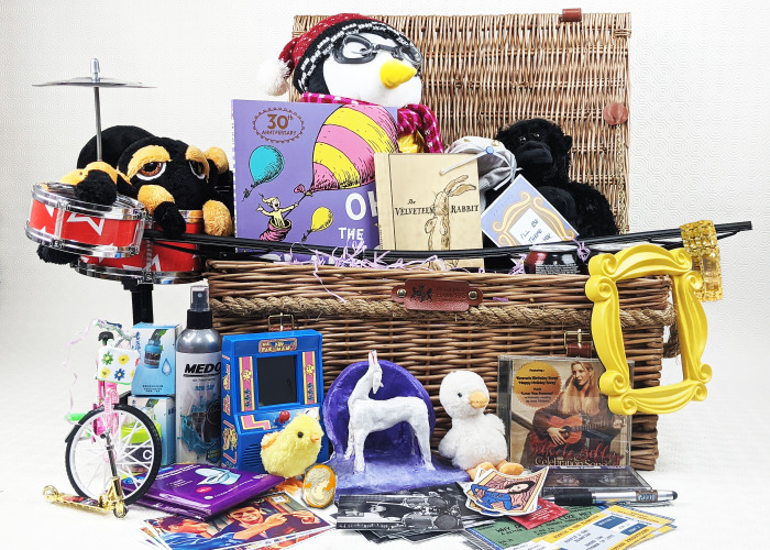 We Made An Iconic Friends Gift Hamper