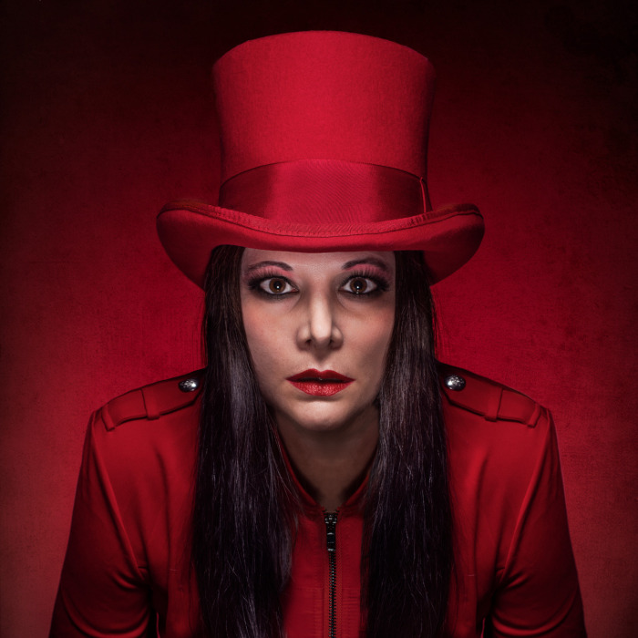 The Photographer In Lockdown Runs Out Of Subjects To Shoot, Turns The Camera On Herself (9 Pics)